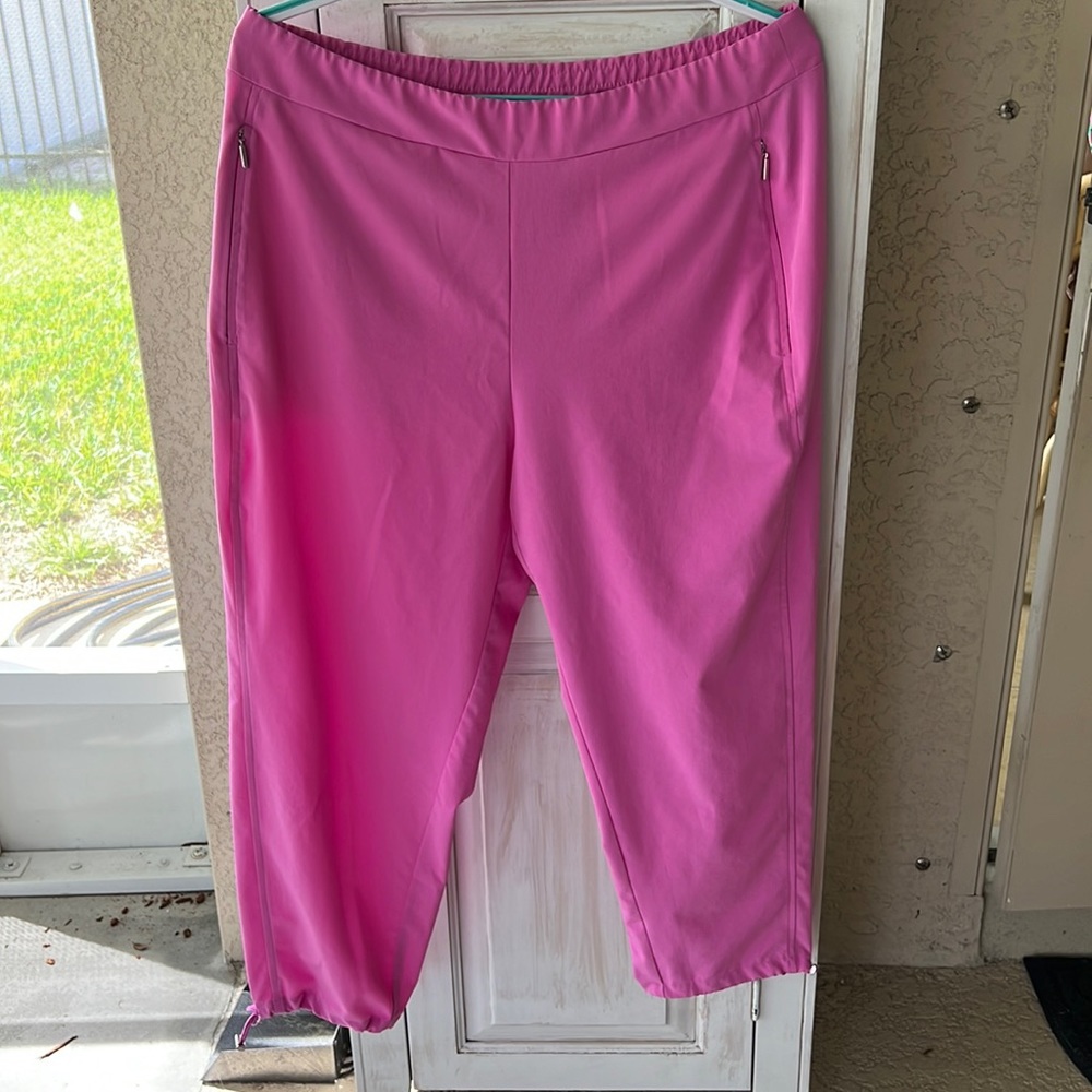 Chicos Zenergy UPF Bungee Crop pants
